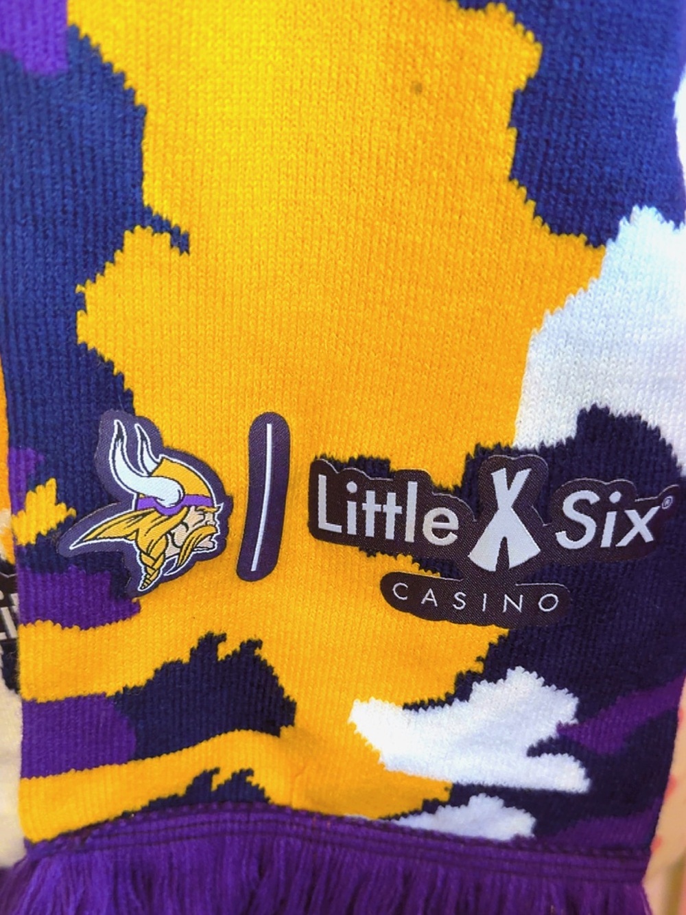 Minnesota Vikings Little Six Casino Knit Scarf Purple Gold NFL Football